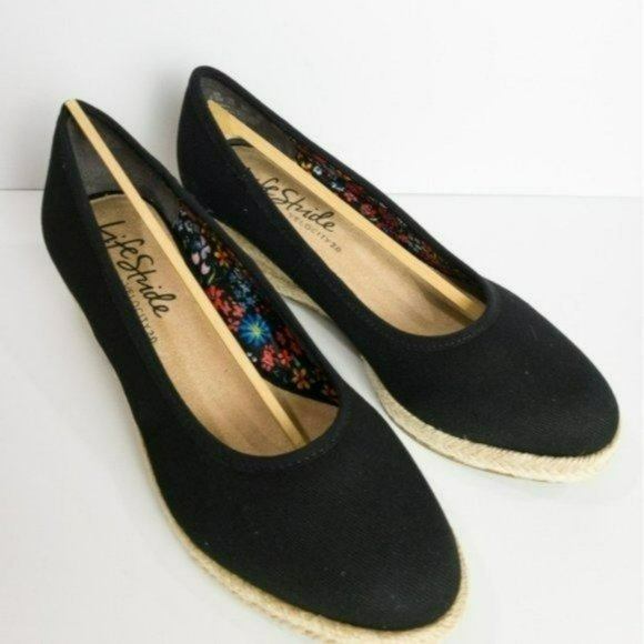 Life Stride Karma Wedge Espadrille- 5.5 - Picture 7 of 8